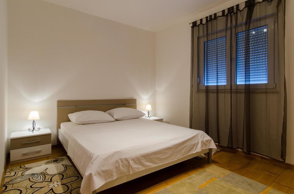 Deluxe Apartment Bagaric Trogir Quarto foto